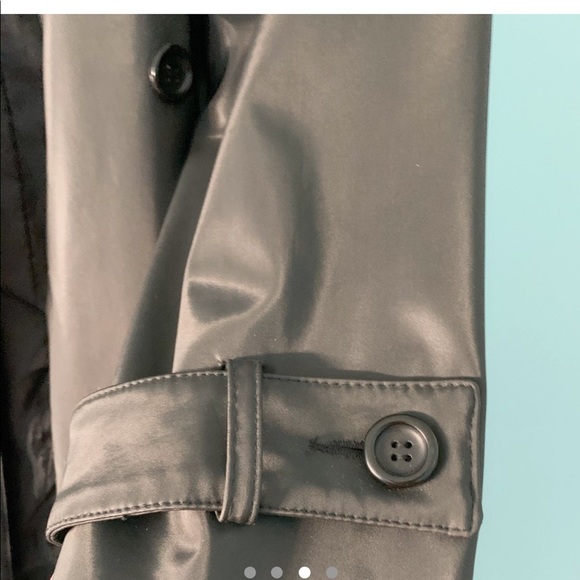 [2 for $40] Vintage Black Trench coat - Picture 3 of 4